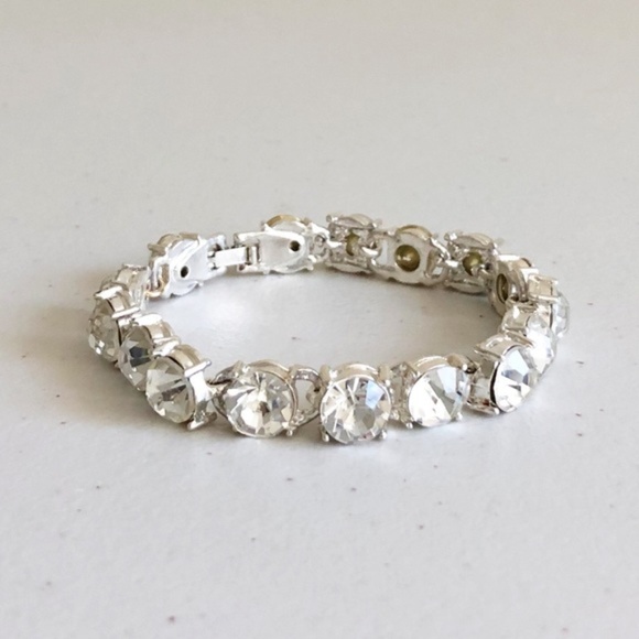 Slate & Willow Jewelry - Slate & Willow Elegant Silver Tennis Bracelet